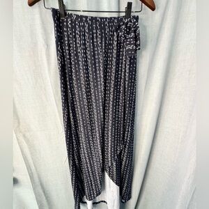 Loveappella Black and White Maxi Skirt